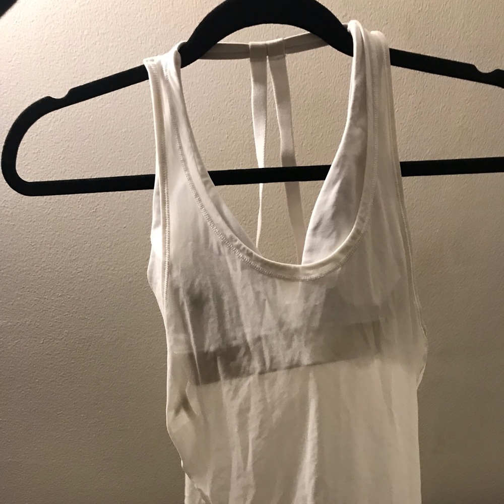 Lululemon workout tank!!